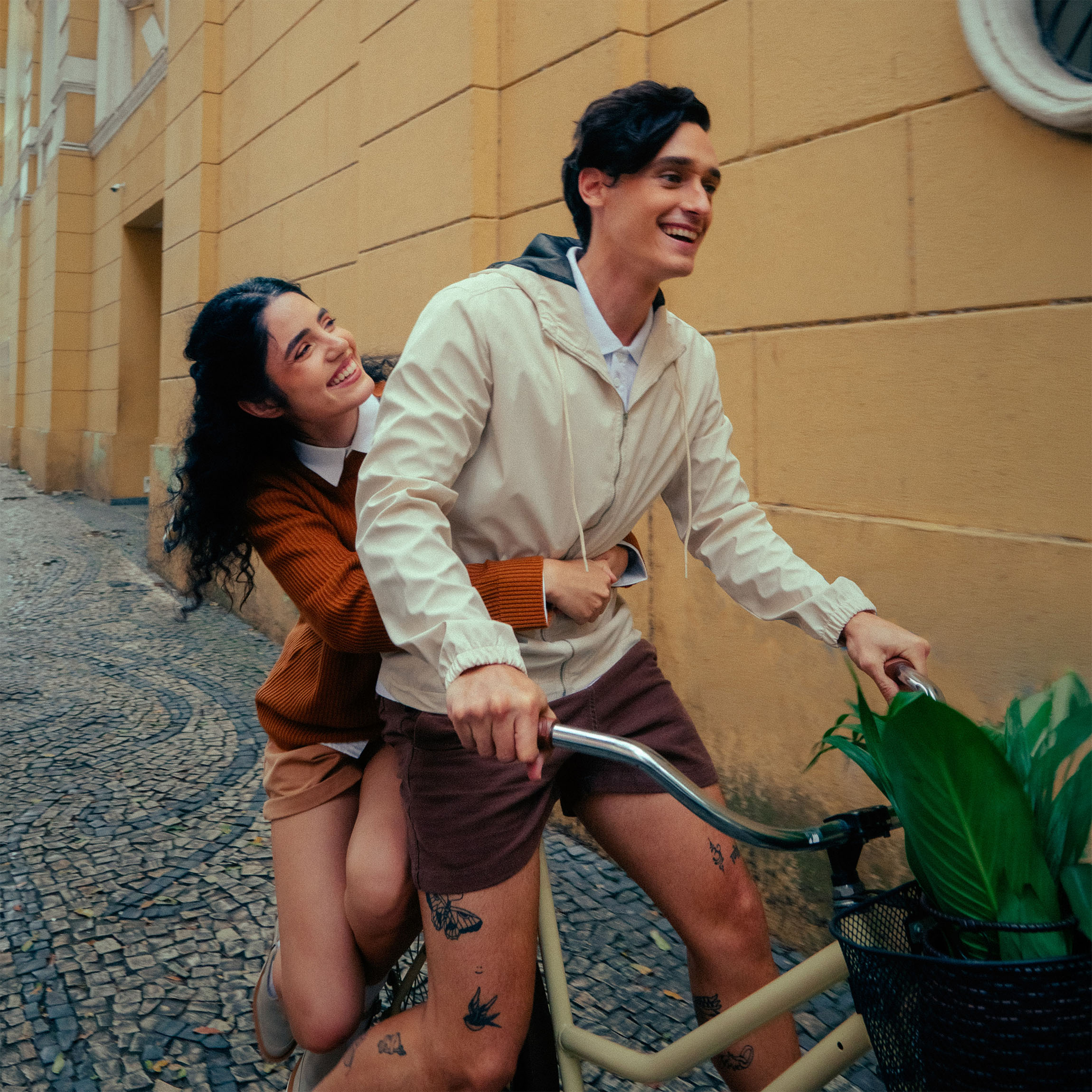 Paula & Fabricio — Capa