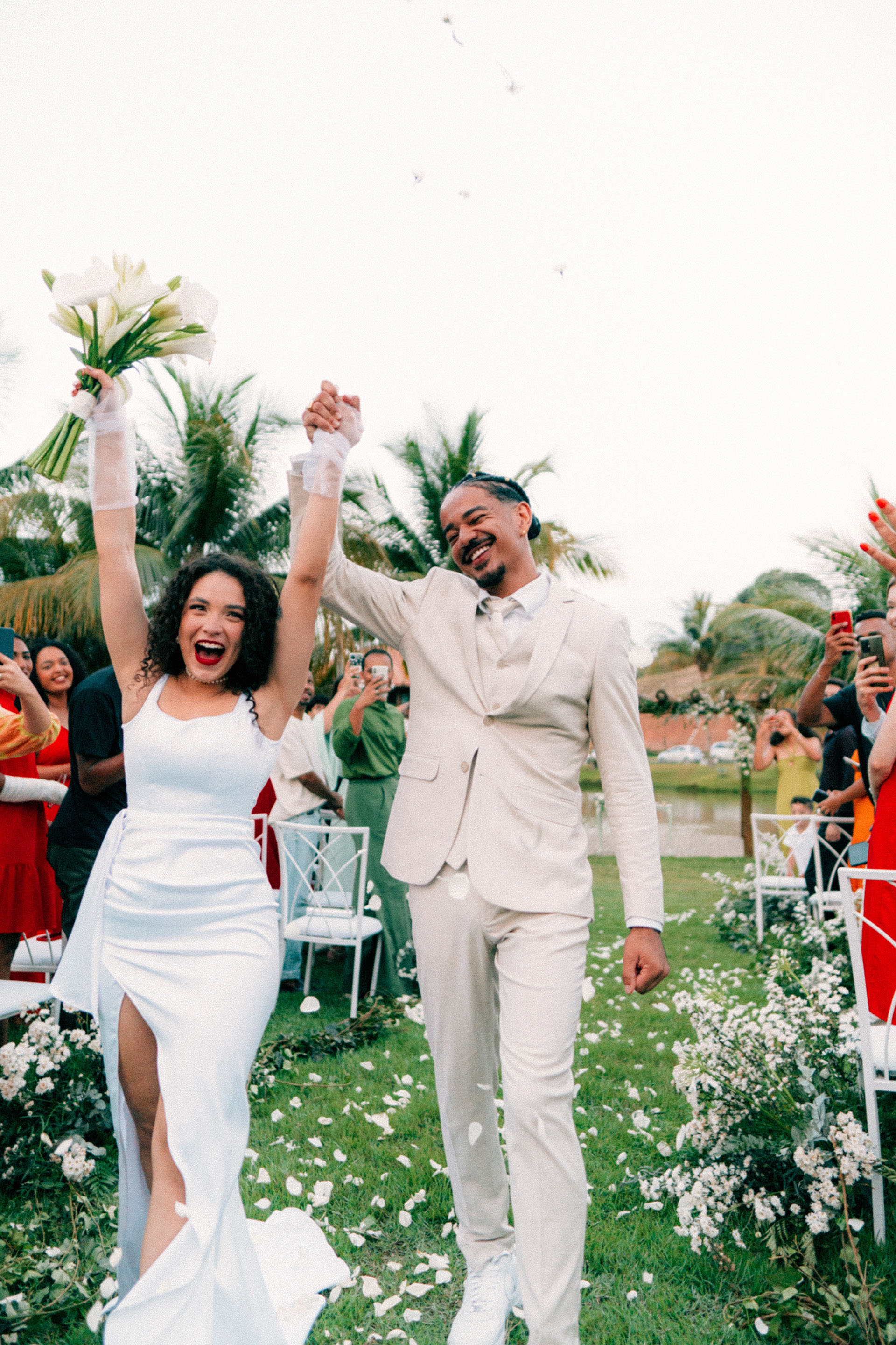 Dança do casal em celebração de casamento - Hemi & Cesar